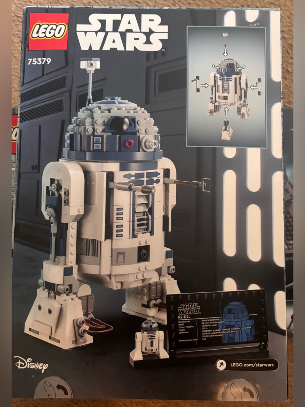 *NIB* LEGO Star Wars R2-D2 building set